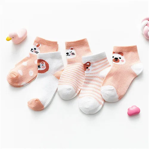 Kit 5 Pares de Meias Infantis com Estampa Animal – Conforto, Estilo e Diversão para os Pequenos