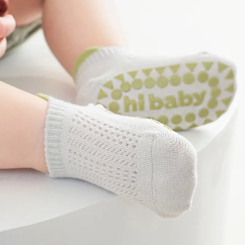 Meias Antiderrapantes para Bebê Missvi com Solado Emborrachado - COMPRE 1 LEVE 3