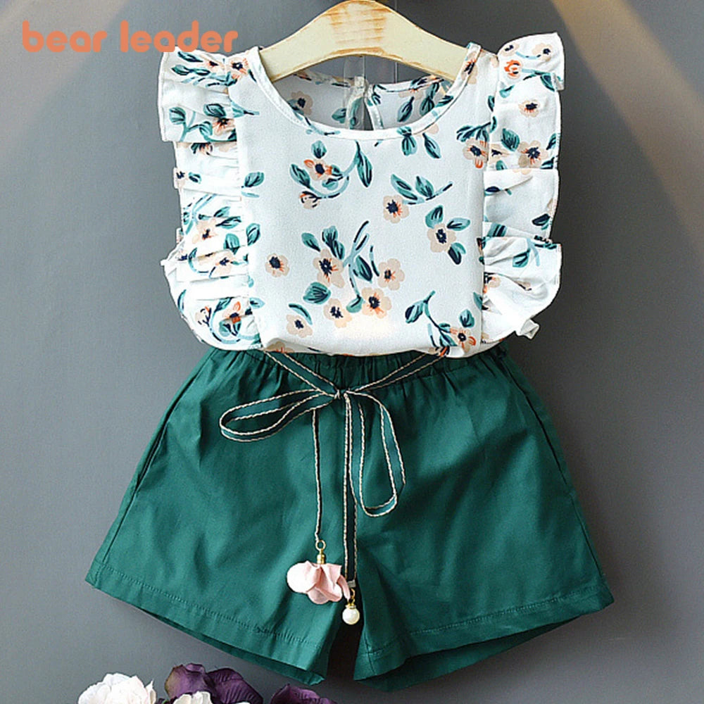 Conjunto Infantil Feminino Bear Leader – Blusa Floral com Babados e Short Verde