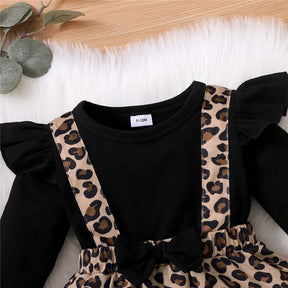 Macacão Infantil com Saia de Alça Estampa Animal Print – Estilo Selvagem com Conforto