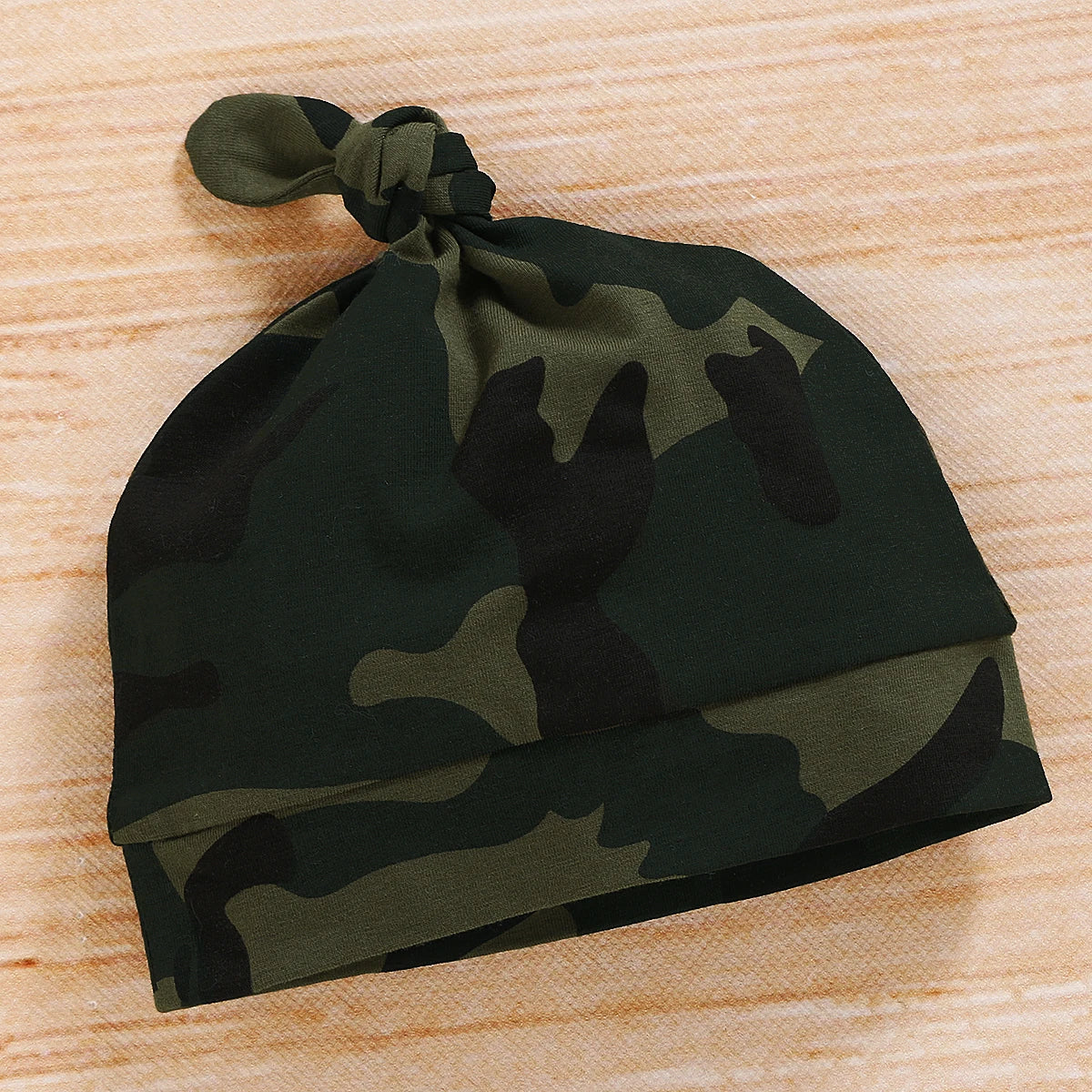 Conjunto Bebê Militar "Mama’s Boy" com Body, Calça e Gorro
