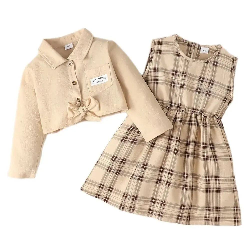 Conjunto Infantil Vestido Xadrez Bege com Casaco Cropped