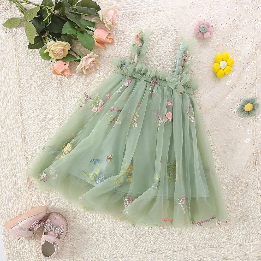 Vestido Infantil Verde com Bordados Florais em Tule
