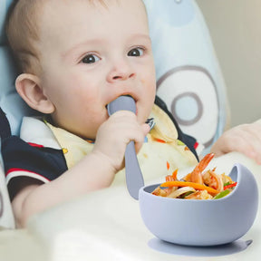Kit 2 Tigela com Colher de Silicone Infantil com Base Antiderrapante – Segurança, Praticidade e Estilo nas Refeições